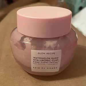Watermelon glow clay mask